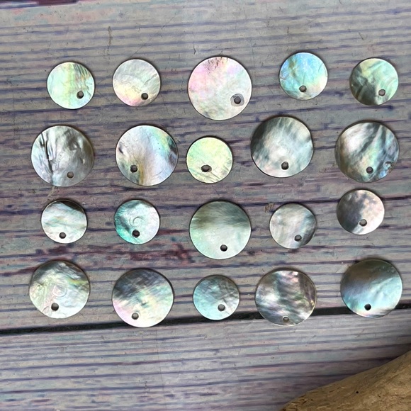 20 Abalone Mother of Pearl Shell Charms Lot in 2 sizes DIY jewelry Making Lot - Picture 13 of 16